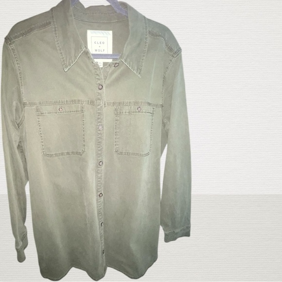 Cleo + Wolf Olive Shacket - XL - Picture 14 of 14